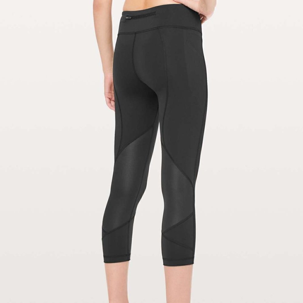 Lululemon Pace Rival Crop *Full-On Luxtreme 22" Black